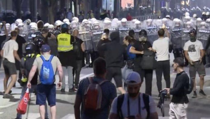 sramota!-za-blokadere-je-odavanje-poste-ubijenim-i-proteranim-srbima-tokom-“oluje”-ni-vise-ni-manje-nego-“funkcionerska-kampanja”