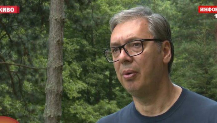 “mentalitet-kmetske-duse”-vucic:-jadnici-iz-srbije,-pre-nego-sto-cuju-sta-je-istina,-prvi-idu-protiv-svog-naroda-i-predsednika