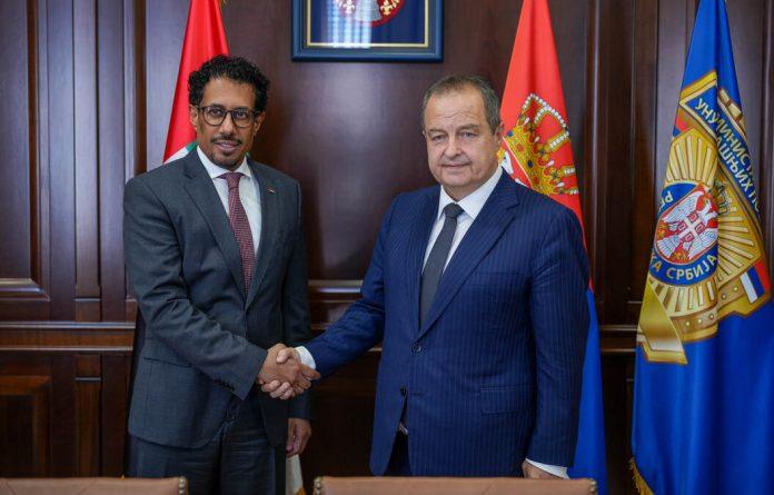 dacic-sa-ambasadorom-uae-u-palati-srbija:-razgovori-o-unapredenju-saradnje,-vozackim-dozvolama-i-e-gate-sistemu-na-aerodromu-(foto)