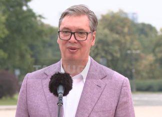 “NIJE PROBLEM MENE UHAPSITI” Vučić o napadima Heleza: “Išao sam da svima pokažem da ste dve godine lagali o Sarajevo safariju” (VIDEO) “nije-problem-mene-uhapsiti”-vucic-o-napadima-heleza:-“isao-sam-da-svima-pokazem-da-ste-dve-godine-lagali-o-sarajevo-safariju”-(video)