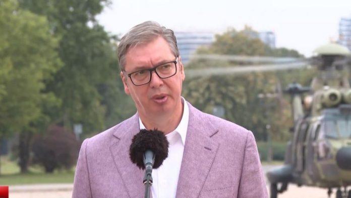“ja-sam-dezurni-krivac-za-sve,-crnogorski-mediji-nemaju-o-cemu-drugom-da-pisu”-predsednik-vucic-o-njegovoj-slici-van-regiona