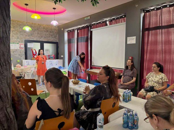 prva-kafica-za-najvazniju-ulogu!-buduce-mame-u-krusevcu-dobile-dragocene-savete-patronaznih-sestara-(foto)