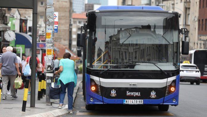 zatvara-se-deo-ulice-na-zvezdari,-pocinju-radovi:-ove-autobuske-linije-menjaju-trasu,-evo-i-do-kada