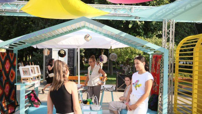 ekspo-karavan-stigao-u-sremsku-mitrovicu-(foto)