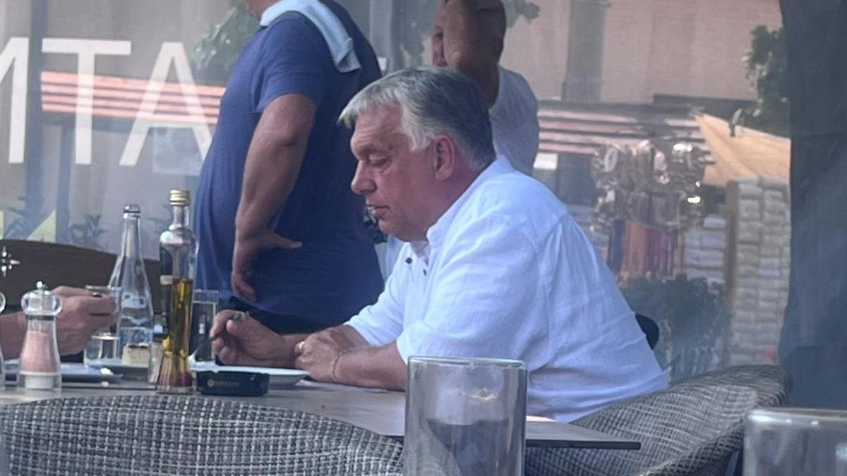 pivo,-cevapi-i-svadbarski-kupus-viktor-orban-dosao-na-sabor-trubaca-u-guci:-“nismo-mogli-da-verujemo-svojim-ocima” pivo,-cevapi-i-svadbarski-kupus-viktor-orban-dosao-na-sabor-trubaca-u-guci:-“nismo-mogli-da-verujemo-svojim-ocima”