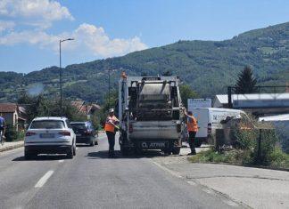 DOK GRAĐANI TRAŽE HLAD, ONI SU NA UŽARENOM ASFALTU! Heroji iz Prijepolja rade po paklenoj vrućini, građani zahvalni: “Znam da je to njihov posao, ali hvala im” dok-gradani-traze-hlad,-oni-su-na-uzarenom-asfaltu!-heroji-iz-prijepolja-rade-po-paklenoj-vrucini,-gradani-zahvalni:-“znam-da-je-to-njihov-posao,-ali-hvala-im”