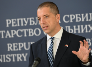 Ђурић: Вучић разговором са Зеленским штити интересе Србије Ђурић:-Вучић-разговором-са-Зеленским-штити-интересе-Србије