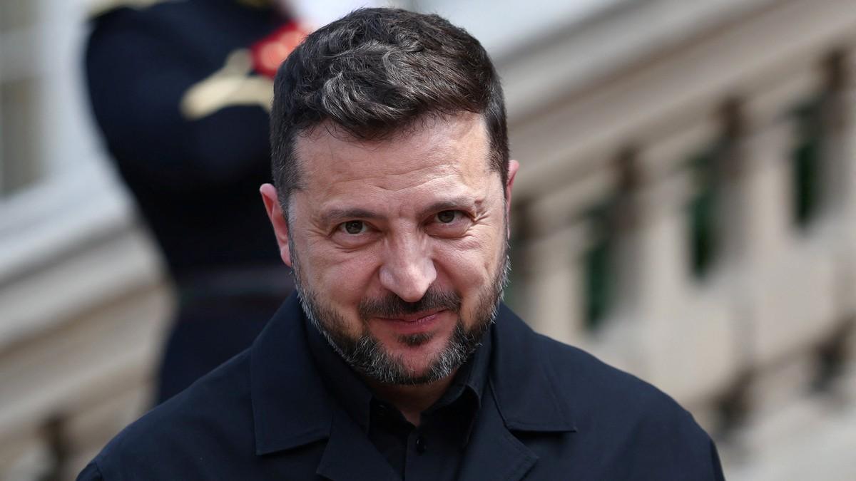 “50.000-severnokorejaca-stize-u-rusiju”-zelenski-tvrdi:-“proucavaju-rat!” “50.000-severnokorejaca-stize-u-rusiju”-zelenski-tvrdi:-“proucavaju-rat!”