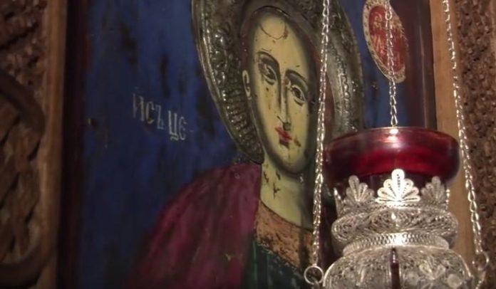 ovaj-svetac-stiti-bolesne,-lekare-i-putnike,-a-narod-veruje-da-svaki-posao-zapocet-na-njegov-dan-prati-uspeh-–-ovo-su-obicaji-vezani-za-svetog-pantelejmona
