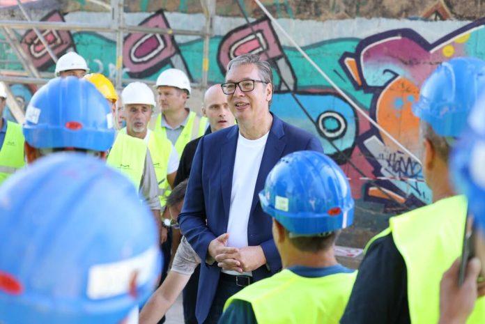 stiglo-15.000-prijava!-vucic-objasnio-znacaj-platforme-“ko-si,-bre,-ti?”:-pre-nego-sto-odem-u-bilo-koje-mesto,-pogledam-sta-su-mi-ljudi-iz-tih-mesta-govorili