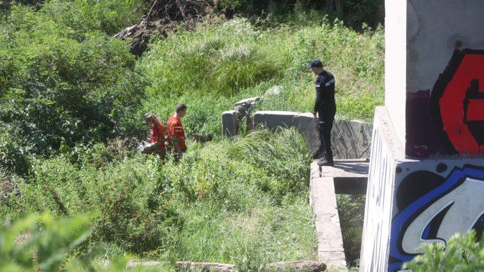 (foto,-video)-ovde-je-nadeno-telo-mladica-(28)-muk-i-sok-u-borci,-sve-vrvi-od-hitne-i-zandarmerije:-bio-sa-drugovima-kad-je-doslo-do-nezapamcene-tragedije!