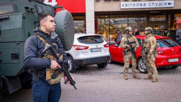 alarm-u-hersonskoj-oblasti:-kijev-naredio-obaveznu-evakuaciju-jos-dva-naselja alarm-u-hersonskoj-oblasti:-kijev-naredio-obaveznu-evakuaciju-jos-dva-naselja
