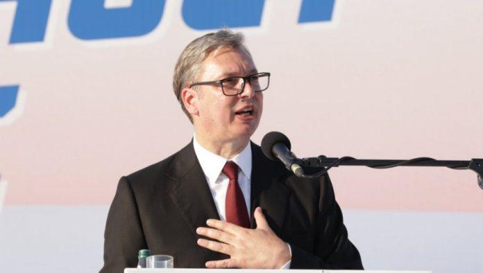 “vodi-se-hibridni-rat-protiv-rusije”-vucic-sve-objasnio,-ruski-mediji-pomno-pratili-intervjuu-srpskog-predsednika