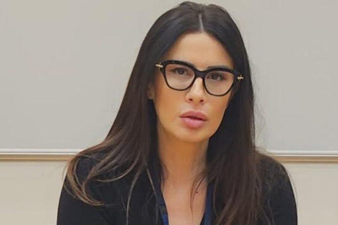 “kad-ponestane-argumenata,-prizovu-se-neron-i-propast-srbije”-danijela-nikolic-odgovorila-stefanovicu:-ne-govori-kao-politicar,-vec-kao-prorociste-sa-olimpa
