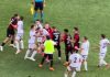 Škendija slavila u Skoplju, pa sve zasenio haos: Veliki derbi završen opštom tučom! /VIDEO/ skendija-slavila-u-skoplju,-pa-sve-zasenio-haos:-veliki-derbi-zavrsen-opstom-tucom!-/video/
