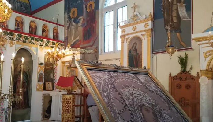 zmije-se-pojavljuju-u-crkvi-svakog-avgusta,-a-onda-misteriozno-nestaju!-turisti-masovno-dolaze-da-vide-cudo