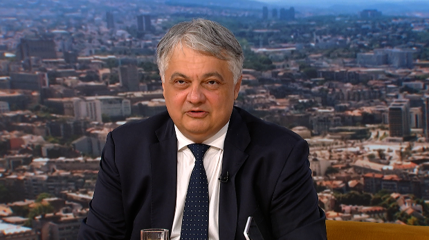 Лучић-о-забрани-уласка-на-КиМ:-Приштини-опет-требао-неки-противник,-борићу-се-жестоко Лучић-о-забрани-уласка-на-КиМ:-Приштини-опет-требао-неки-противник,-борићу-се-жестоко