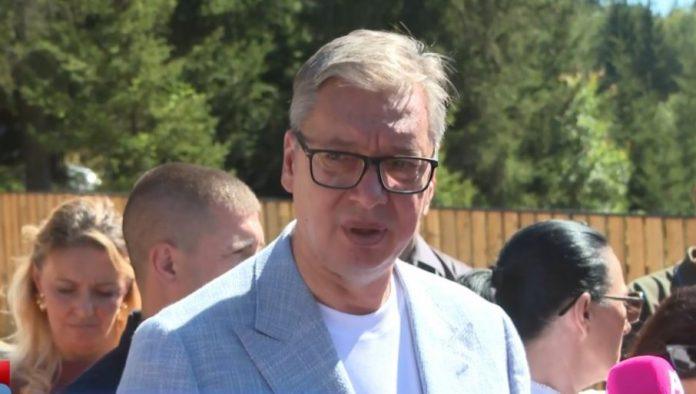 “samo-nemoj-oni-da-se-bave-drzavom”-vucic-o-navodima-da-srbija-nema-dovoljno-kapaciteta-da-se-bori-sa-pozarima:-imamo-ogromne-kapacitete!