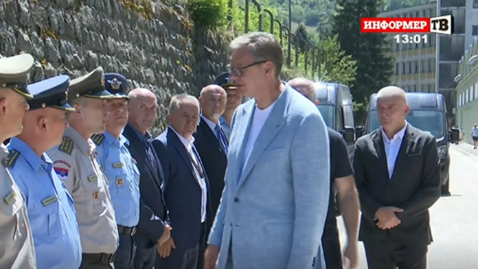 vucic:-mucili-smo-se-i-mucili,-ali-fap-ce-nastaviti-da-radi