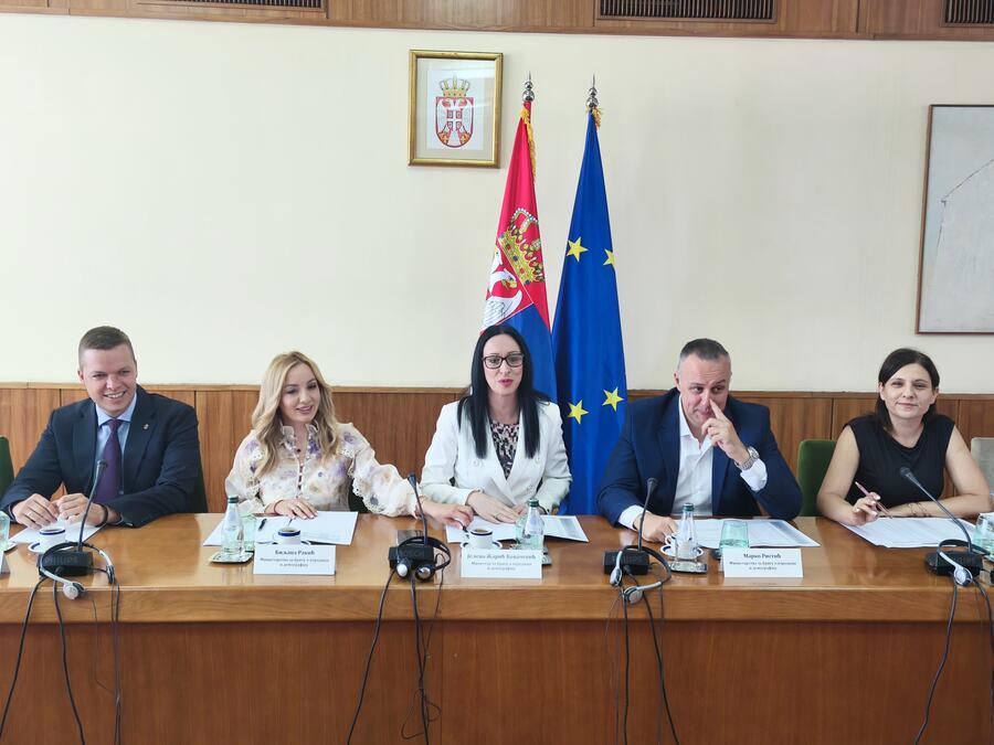 stize-pomoc-za-majke!-jos-53-porodice-dobile-subvencije-za-prvu-nekretninu,-evo-koliko-novca-je-odobreno stize-pomoc-za-majke!-jos-53-porodice-dobile-subvencije-za-prvu-nekretninu,-evo-koliko-novca-je-odobreno