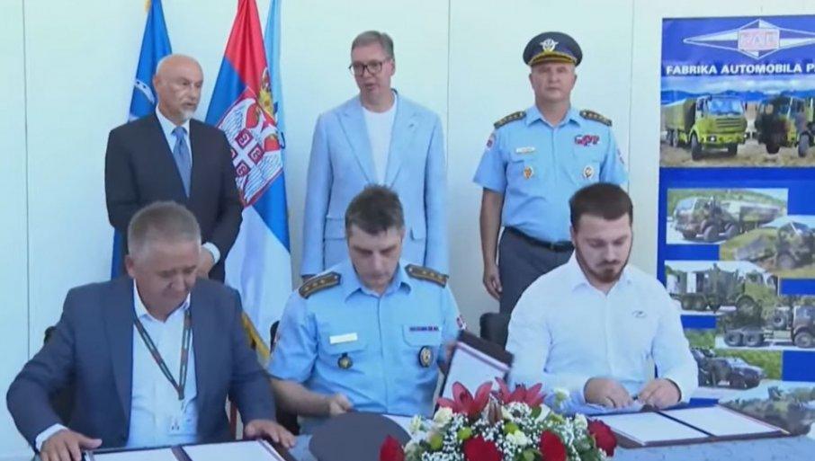 velika-vest-za-fap-i-priboj-potpisan-vazan-sporazum,-vucic-porucio:-“ovo-im-garantuje-da-ce-nastaviti-da-rade” velika-vest-za-fap-i-priboj-potpisan-vazan-sporazum,-vucic-porucio:-“ovo-im-garantuje-da-ce-nastaviti-da-rade”