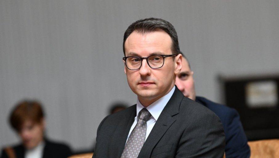petkovic-ogoleo-namere-pristine:-kada-god-se-kurtiju-ljulja-fotelja,-on-izmislja-povode-da-napadne-beograd petkovic-ogoleo-namere-pristine:-kada-god-se-kurtiju-ljulja-fotelja,-on-izmislja-povode-da-napadne-beograd