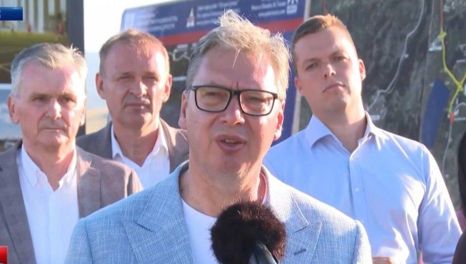 vucic-najavio-ogromna-ulaganja-u-zlatiborski-okrug:-vise-od-milijardu-evra-stize vucic-najavio-ogromna-ulaganja-u-zlatiborski-okrug:-vise-od-milijardu-evra-stize