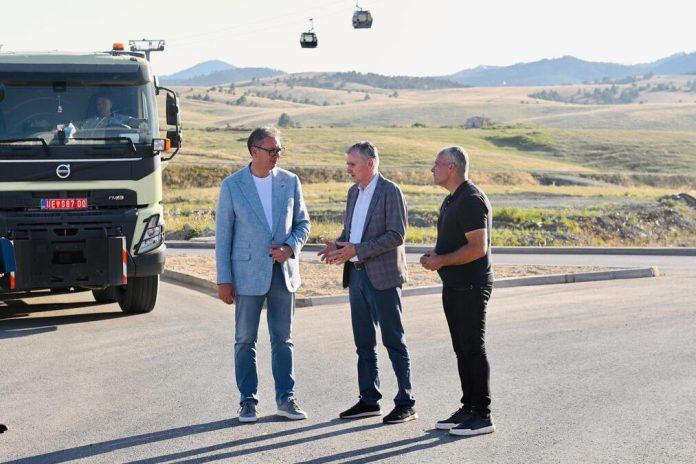“ici-ce-se-120-km/h”-vucic-najavio-izgradnju-brze-pruge-do-zlatibora:to-ce-drasticno-da-podigne-sve,-dovede-nove-investitore