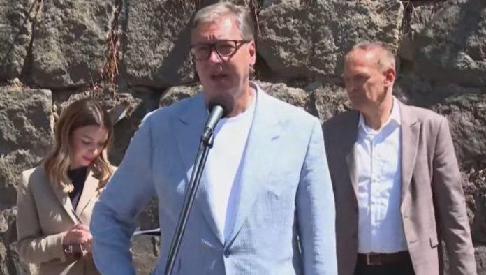 vucic-u-priboju-najavio-nove-poslove:-“kasarna-ce-biti-kao-jedna-velika-fabrika”