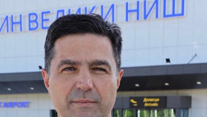 pavlovic:-“ne-dolazi-u-obzir-da-nislije-ostanu-bez-letova”-–-drzava-reagovala,-er-srbija-uvodi-nove-linije
