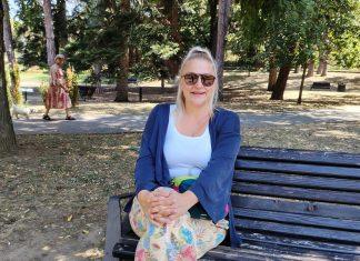 (VIDEO) “TAMO NOSIM BIKINI I DVA ISPALA STOMAKA” Nataša Aksentijević o kilaži i nepristojnim ponudama, progovorila o suprugu i ćerkama: “Hoće da radim na pumpi da bih za Božić bila kući” (video)-“tamo-nosim-bikini-i-dva-ispala-stomaka”-natasa-aksentijevic-o-kilazi-i-nepristojnim-ponudama,-progovorila-o-suprugu-i-cerkama:-“hoce-da-radim-na-pumpi-da-bih-za-bozic-bila-kuci”