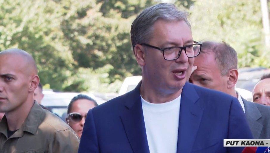 “malo-im-je-sto-su-ubili-vasilija-lalovica”-vucic-o-blokaderima:-oni-ni-ne-znaju-imena-poginulih-u-novom-sadu,-nikada-porodice-nisu-obisli “malo-im-je-sto-su-ubili-vasilija-lalovica”-vucic-o-blokaderima:-oni-ni-ne-znaju-imena-poginulih-u-novom-sadu,-nikada-porodice-nisu-obisli