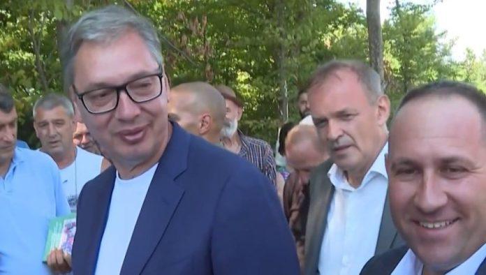 “mozete-da-mi-pretite-koliko-god-hocete”-vucic-o-agresiji-blokadera:-ja-cu-da-nastavim-da-radim-i-to-je-to,-a-ko-ce-da-pobeti,-videcemo