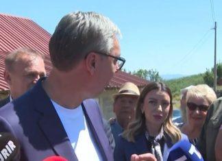 VUČIĆ HOĆE DA UDA MINISTARKU! Adrijana, biraj, ovde ima 50 neoženjenih muškaraca vucic-hoce-da-uda-ministarku!-adrijana,-biraj,-ovde-ima-50-neozenjenih-muskaraca