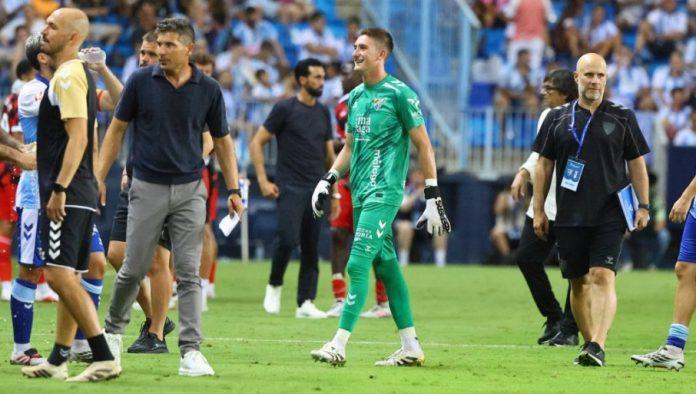 neverovatna-scena-i-totalni-haos-u-malagi:-fulam-napustio-teren,-domaci-sutirali-penal-u-prazan-gol-kad-su-gosti-vec-svi-bili-u-svlacionici