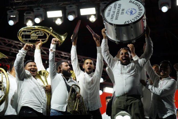 guca-gorela,-a-on-doziveo-san!-vladimiru-ivanovicu-uruceno-majstorsko-pismo:-“da-nije-bilo-ovog-mesta,-ne-bi-bilo-ni-mene!”