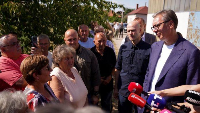 vucic-zakazao-sam-velike-narodne-skupove-u-uzicu-i-novom-sadu:-govorili-su-da-tamo-ne-smem-da-odem