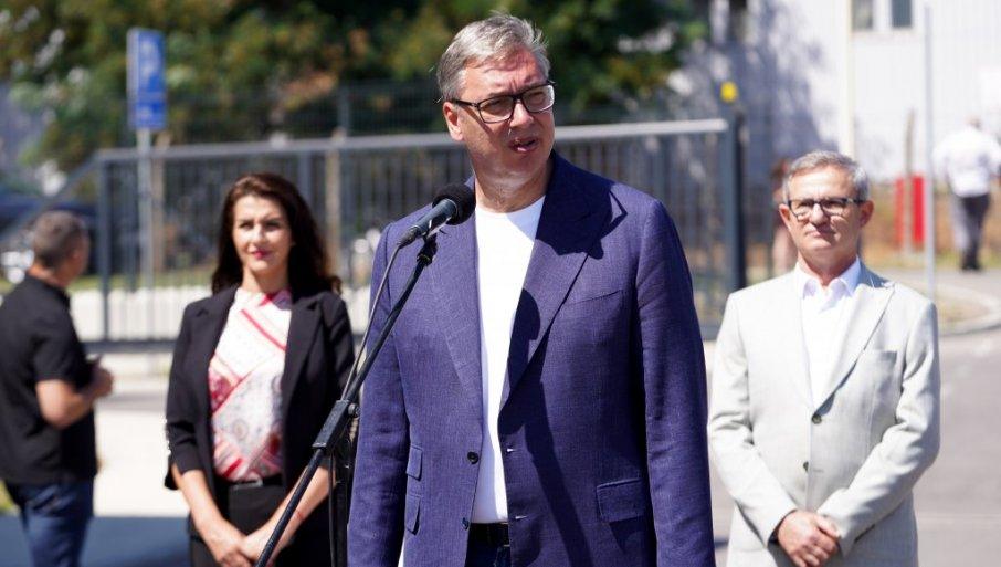 vucic-presekao:-fabrika-kablova-u-jagodini-nece-stati-–-drzava-spasava-367-radnih-mesta,-plate-vec-isplacene vucic-presekao:-fabrika-kablova-u-jagodini-nece-stati-–-drzava-spasava-367-radnih-mesta,-plate-vec-isplacene