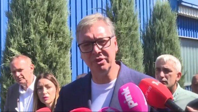 vucic-o-blokaderima:-“njih-zanima-samo-fotelja-i-nista-drugo,-ljudi-to-vide”