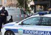 OPSADNO STANJE NA BEŽANIJSKOJ KOSI Bačena bomba u dvorište porodične kuće: Policija blokirala čitav kraj! opsadno-stanje-na-bezanijskoj-kosi-bacena-bomba-u-dvoriste-porodicne-kuce:-policija-blokirala-citav-kraj!