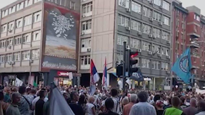 protest-studenata-u-blokadi-u-valjevu:-blokirano-nekoliko-ulica,-mup-pozvao-na-ocuvanje-reda-i-mira