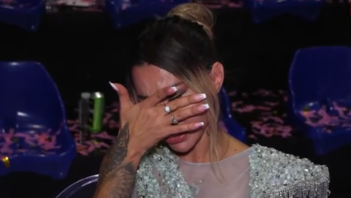 “udarili-su-mi-na-zaradu”-aneli-ahmic-ocajna,-nakon-elite-9-se-susrece-sa-novim-problemom:-“molim-za-strpljenje”
