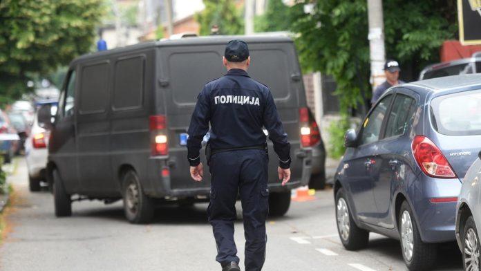 azerbejdzanac-je-pratio-do-kreveta-gde-joj-je-muz-spavao!-beogradanka-pokusala-da-se-odbrani-crevom-za-vodu,-a-kada-je-pogledala-iza-sebe-u-spavacoj-sobi-zaledila-se!