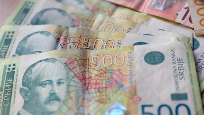 ako-vam-podvale-pocepanu-ili-ispranu-novcanicu,-evo-kako-da-je-zamenite-i-koliko-novca-zaista-gubite