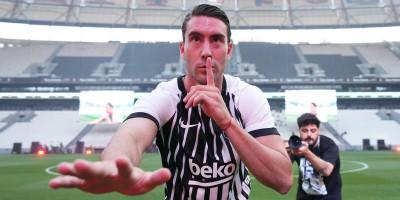 sta-god-da-uradim-nece-biti-dovoljno!-sta-je-vlahovic-zeleo-da-poruci-iz-istanbula sta-god-da-uradim-nece-biti-dovoljno!-sta-je-vlahovic-zeleo-da-poruci-iz-istanbula