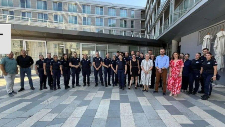obuka-za-75-skolskih-policajaca:-zastita-ucenika-od-psihoaktivnih-supstanci obuka-za-75-skolskih-policajaca:-zastita-ucenika-od-psihoaktivnih-supstanci