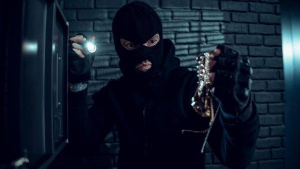 zaobisli-sve-alarme-opljackan-muzej-mume:-meta-lopova-bila-su-remek-dela-antonela-de-mesine zaobisli-sve-alarme-opljackan-muzej-mume:-meta-lopova-bila-su-remek-dela-antonela-de-mesine