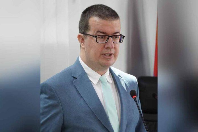 maricic:-pad-ranga-beogradskog-univerziteta-od-100-mesta-za-godinu-dana-na-sangajskoj-listi-–-merljiv-rezultat-rada-politicara-dokica