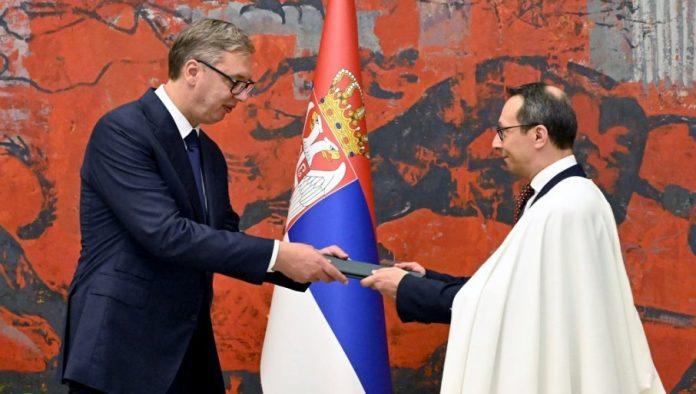 pocela-predaja-akreditivnih-pisama:-vucic-sa-novoimenovanim-ambasadorima-5-drzava-(foto)