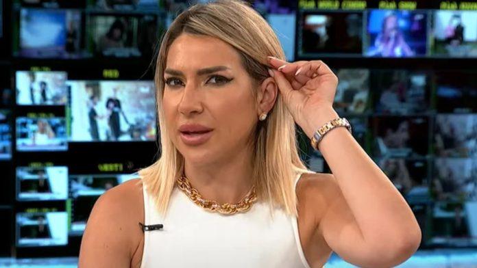 (foto)-jovana-jeremic-pokazala-sta-jede-posle-operacije-voditeljka-ugradila-silikone,-pa-se-bacila-na-strogu-dijetu,-sa-klinike-izlazi-zgodnija-nego-ikad